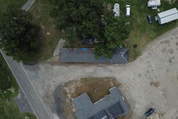 1054 Edgewater Road  photo 4