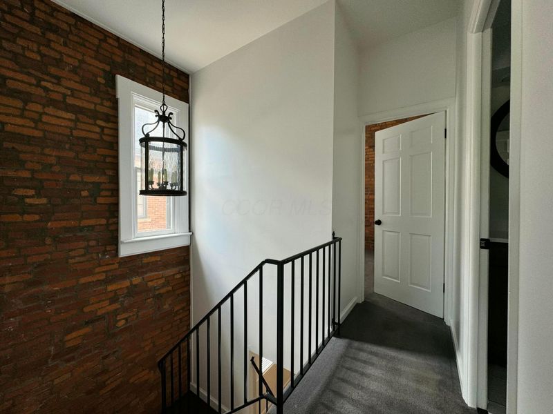 561 S 5th Street , Columbus, OH 43206 Photo 14