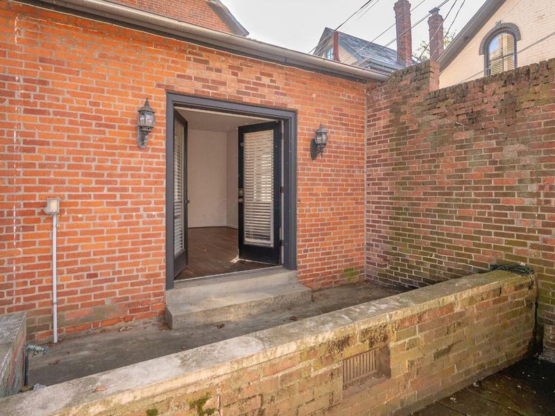 561 S 5th Street , Columbus, OH 43206 Photo 24