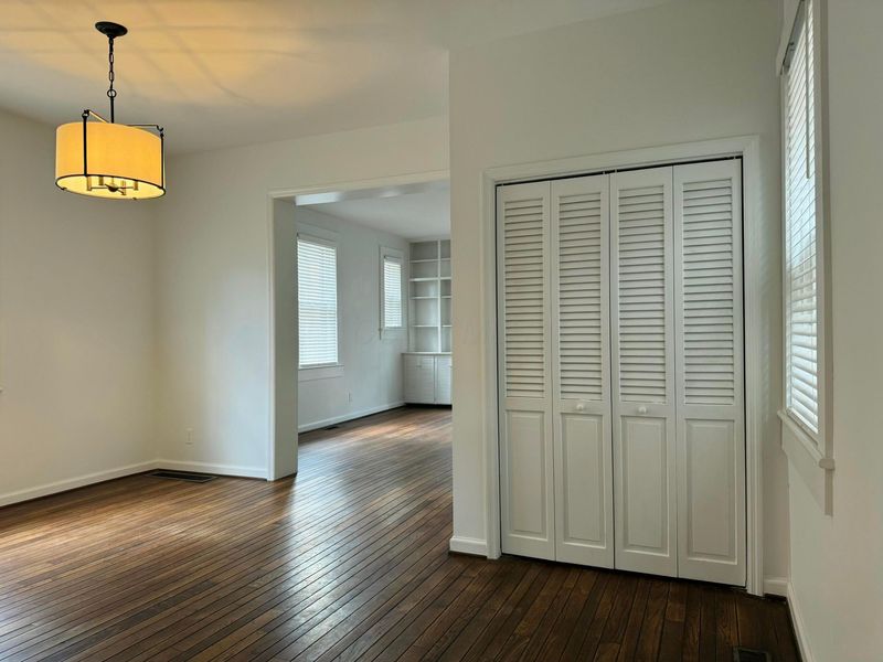 561 S 5th Street , Columbus, OH 43206 Photo 7