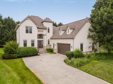 4343 Tavistock Circle , Powell, OH 43065