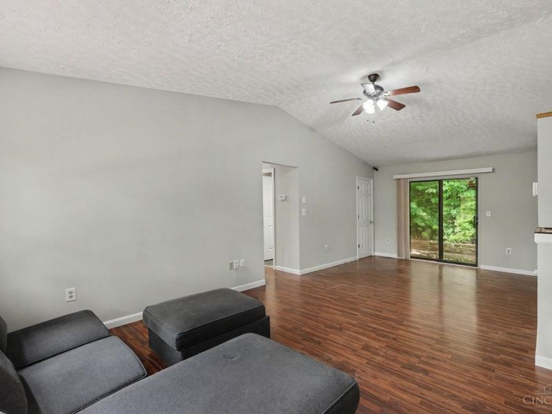 4239 St Rt 132, Batavia Twp, OH 45103 Photo 5