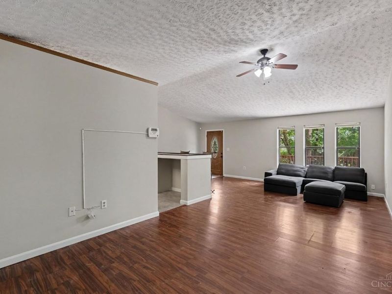 4239 St Rt 132, Batavia Twp, OH 45103 Photo 6