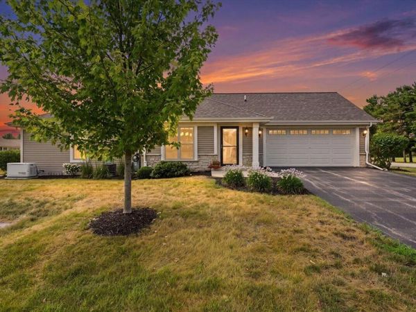 300 Markham ROAD, Eagle, WI 53119