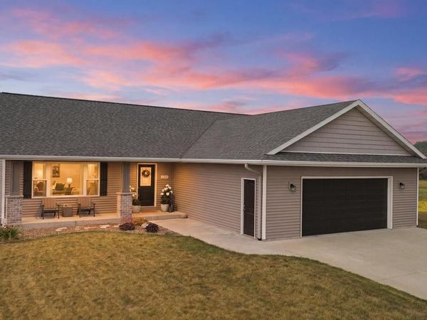 150 Grove COURT, Cedar Grove, WI 53013