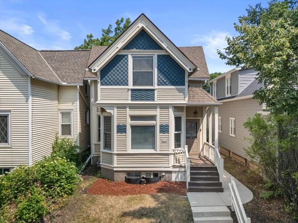 2222 S Allis STREET, Milwaukee, WI 53207