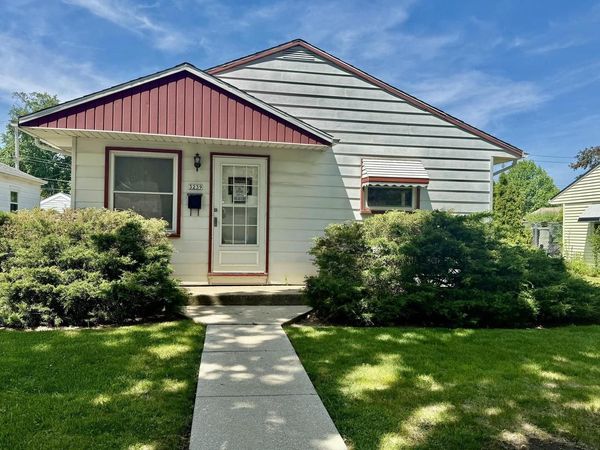 3239 S 54th STREET, Milwaukee, WI 53219