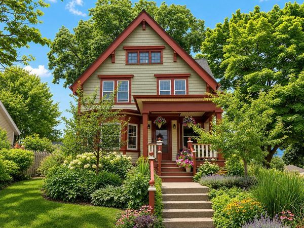 2901 S Logan AVENUE, Milwaukee, WI 53207