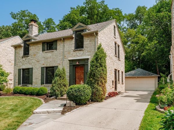 1306 Martha Washington DRIVE, Wauwatosa, WI 53213