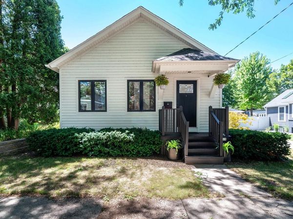 2519 S Superior STREET, Milwaukee, WI 53207