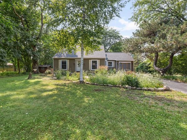 W278N2147 Lakeview DRIVE, Pewaukee, WI 53072