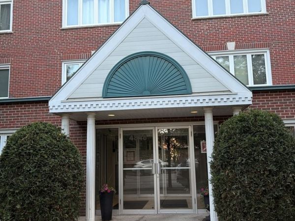 4848 N Central Avenue, Unit 209, Chicago, IL 60630