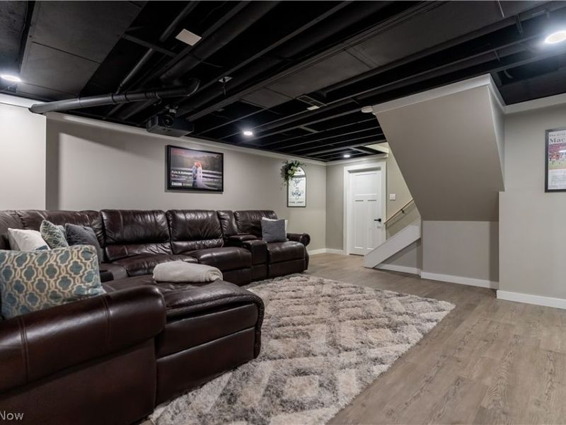 4905 Glenridge Circle NE, Canton, OH 44714 Photo 32
