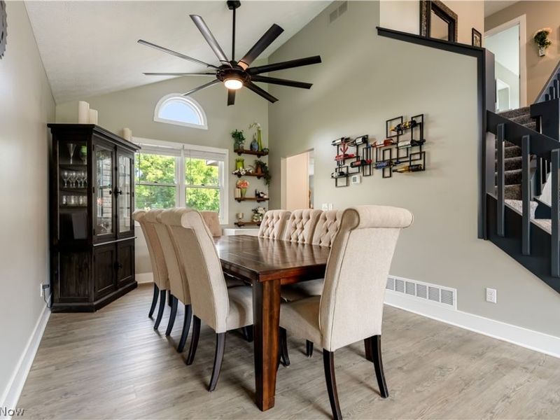 4905 Glenridge Circle NE, Canton, OH 44714 Photo 8