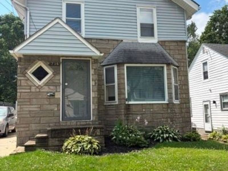 736 Polk Avenue, Akron, OH 44314 Photo 1