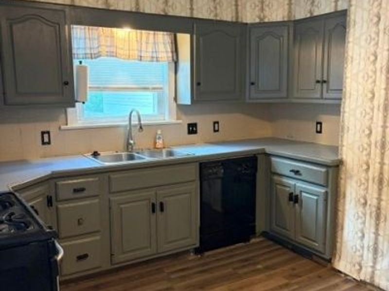 736 Polk Avenue, Akron, OH 44314 Photo 8