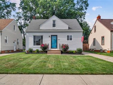 2910 Commonwealth Drive, Parma, OH 44134