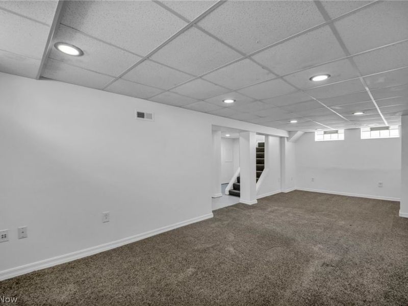 2910 Commonwealth Drive, Parma, OH 44134 Photo 28