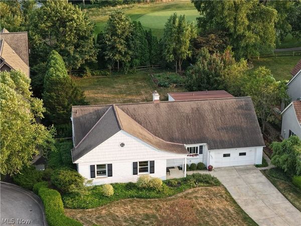 1983 Wynwood Drive, Rocky River, OH 44116