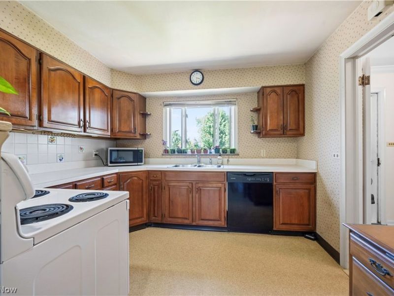 1983 Wynwood Drive, Rocky River, OH 44116 Photo 14