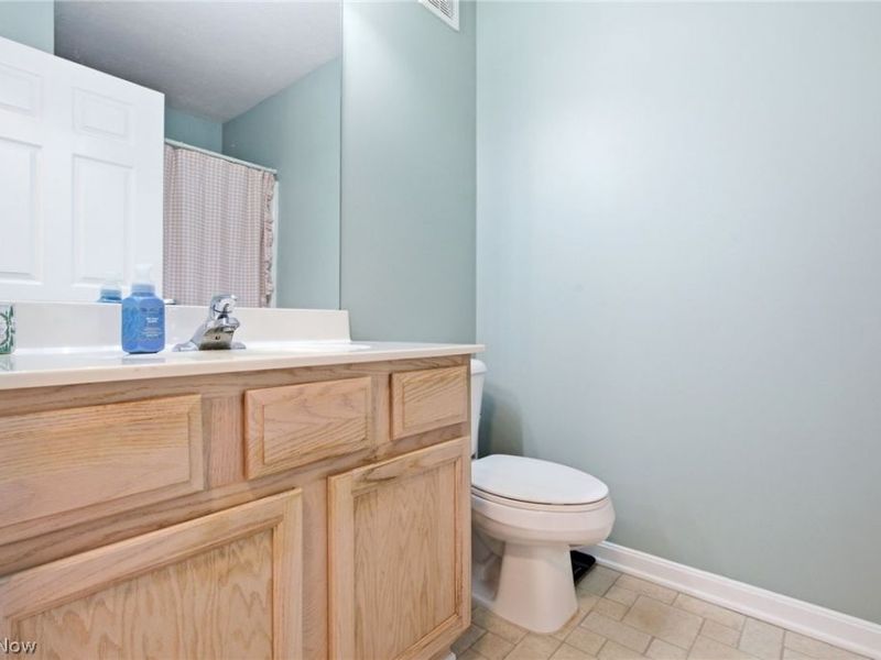 3284 Lenox Village Drive, Unit 104, Fairlawn, OH 44333 Photo 18