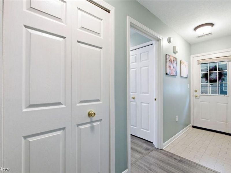 3284 Lenox Village Drive, Unit 104, Fairlawn, OH 44333 Photo 25