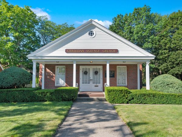 35 School Street , Sanford, ME 04073