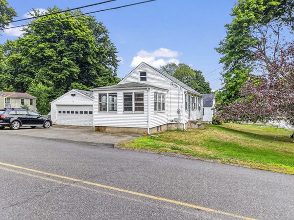1 Staples Street , Eliot, ME 03903