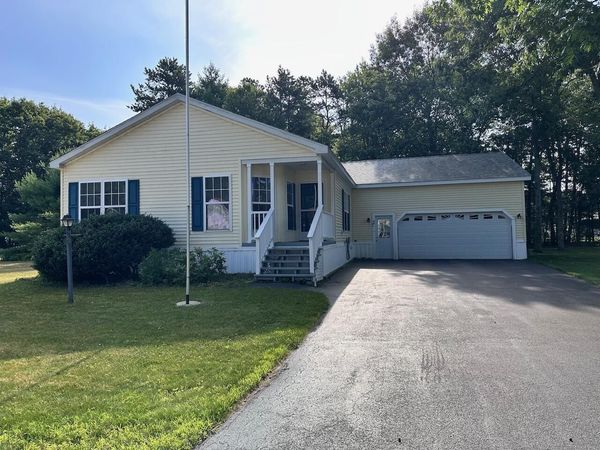 17 Candlewood Drive , Lyman, ME 04002