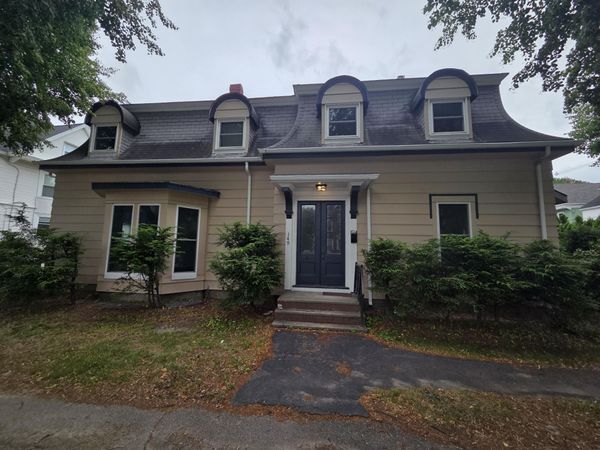 149 College Street , Lewiston, ME 04240