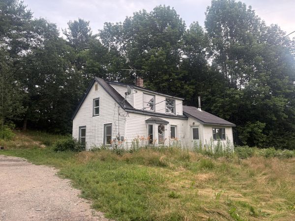 678 N Searsport Road , Frankfort, ME 04438