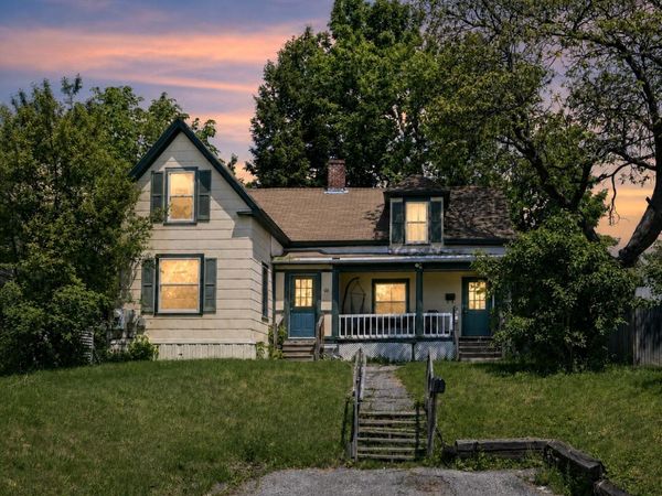 170 Holland Street , Lewiston, ME 04240