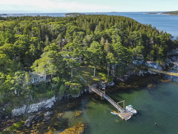 51 Roderick Road , South Bristol, ME 04568