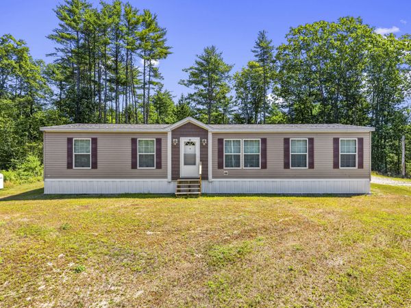 43 Dorr Road , Wiscasset, ME 04578