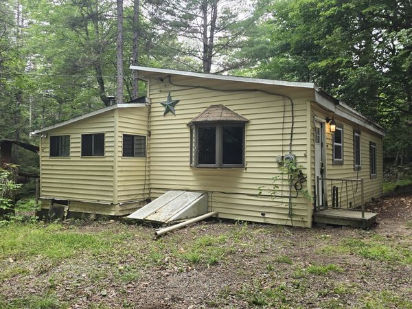 154 W Paris Road , Greenwood, ME 04255