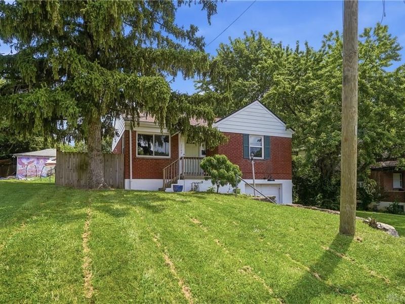 1744 Gellenbeck Street, Cincinnati, OH 45205 Photo 4
