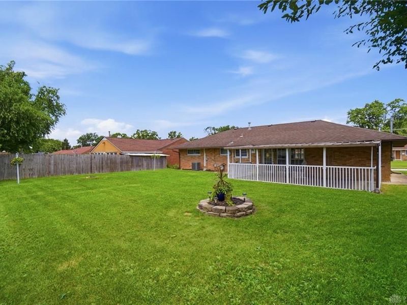 2076 Lynpark Avenue, Miami Township, OH 45439 Photo 32