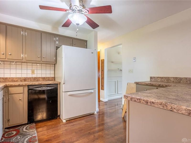 4925 Honeywood Court, Riverside, OH 45424 Photo 12