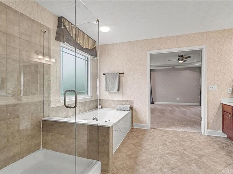 1601 Little Falls Drive, Clearcreek Township, OH 45458 Photo 17