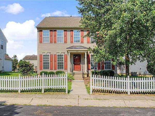 2651 Royal Gateway, Beavercreek, OH 45431