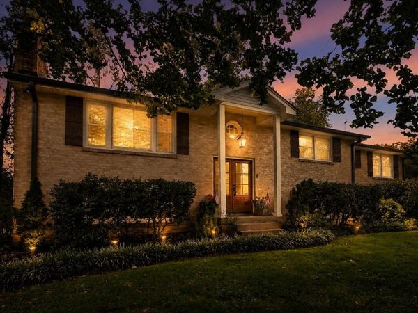 9013 Forest Lawn Dr , Brentwood, TN 37027