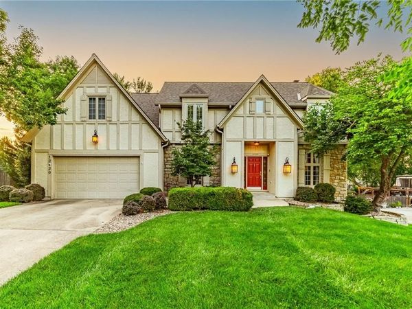 12120 Goddard Street, Overland Park, KS 66213
