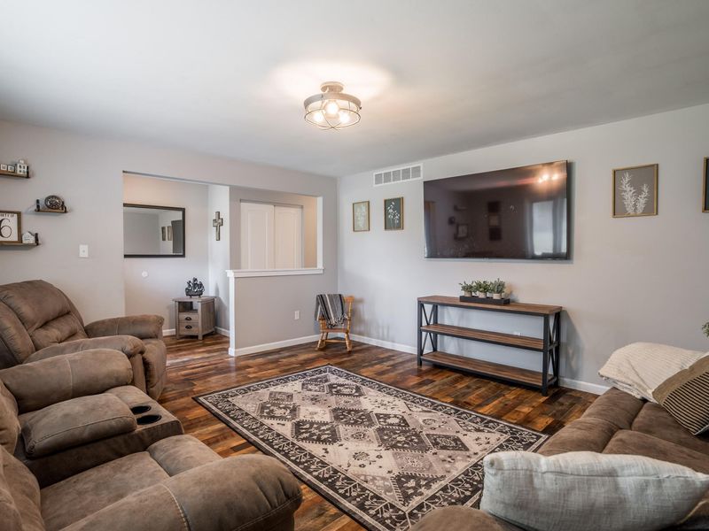 504 N Parkway Drive, Piqua, OH 45356 Photo 9