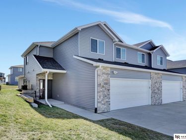 5039 W Stampede Lane, Lincoln, NE 68528