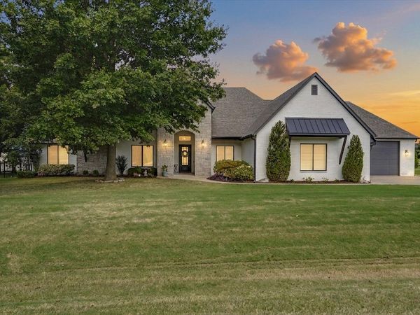 9388 S 279th East Avenue, Broken Arrow, OK 74014