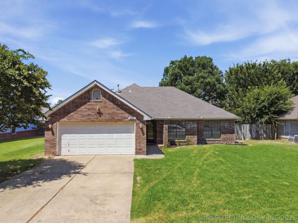 8809 E 95th Street , Tulsa, OK 74133