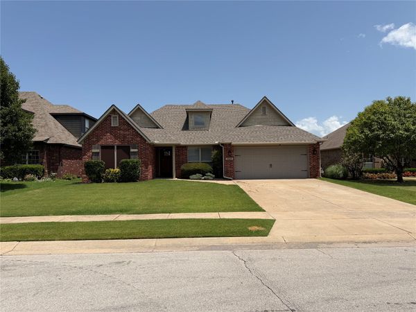 20609 E 32nd Place S, Broken Arrow, OK 74014