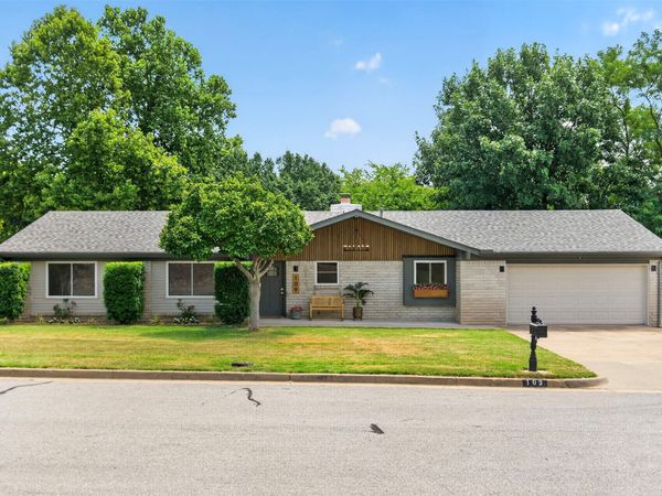 109 W Norman Street , Broken Arrow, OK 74012