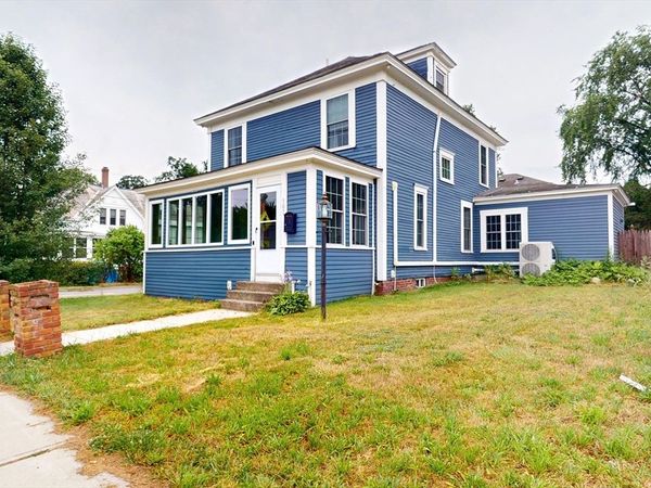107 E Main St, Ayer, MA 01432