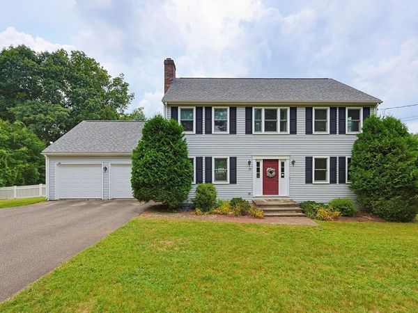 73 Lovering St, Medway, MA 02053